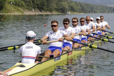How to stretch your hamstrings - British Rowing Plus