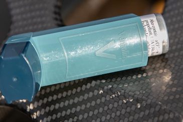 inhaler on rowing seat