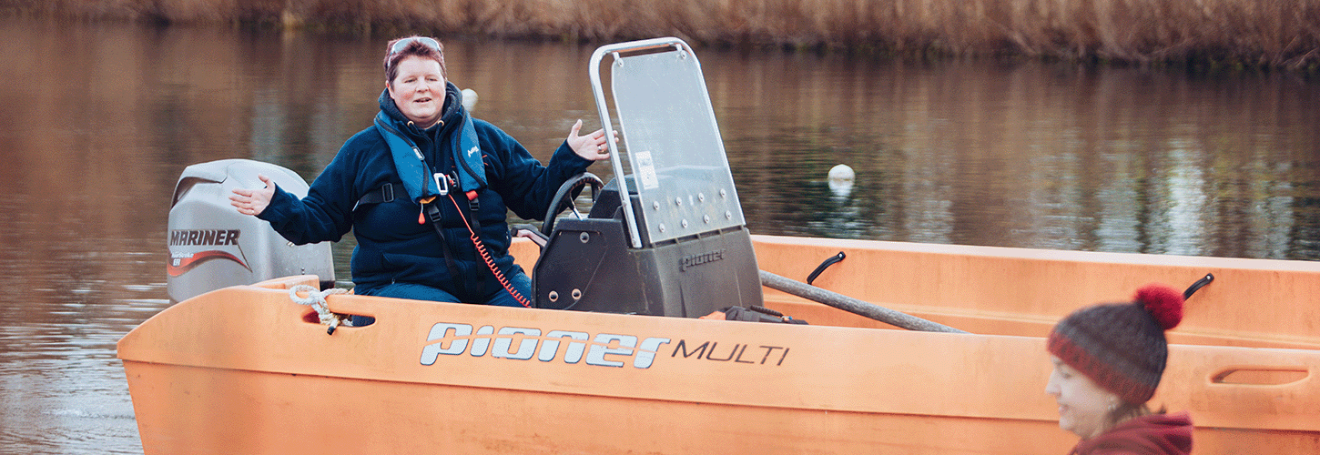 Hannah Vines coaching at Dorney BC